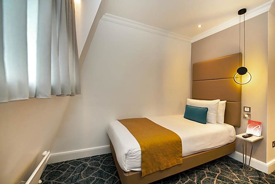 Queens Park Premier London Hyde Park