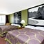 Super 8 by Wyndham Tallulah LA