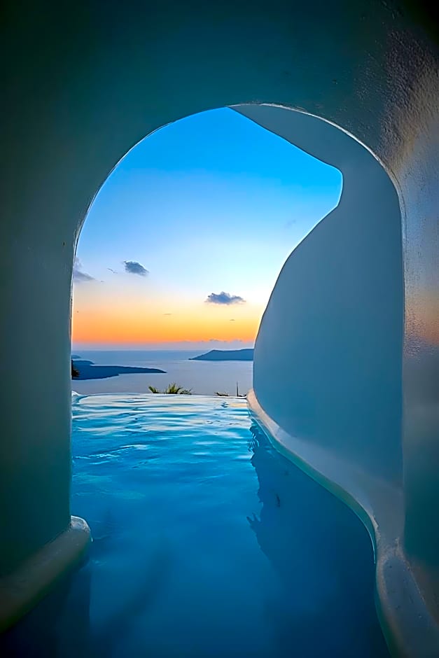 Infinity Suites & Dana Villas