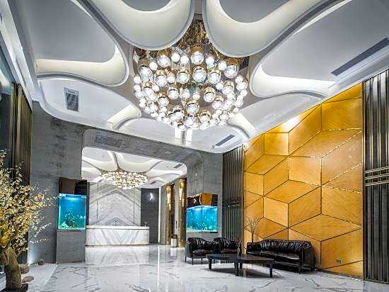 Ching Hotel