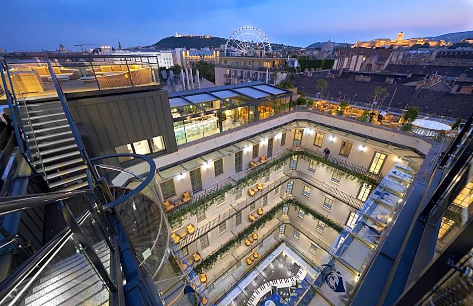 Aria Hotel Budapest by Library Hotel Collection