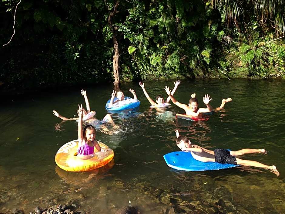 Sapphire Springs Holiday Park and Thermal Pools