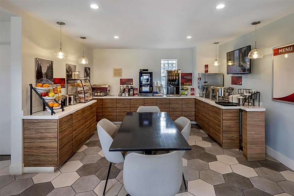 Best Western Plus Executive Suites