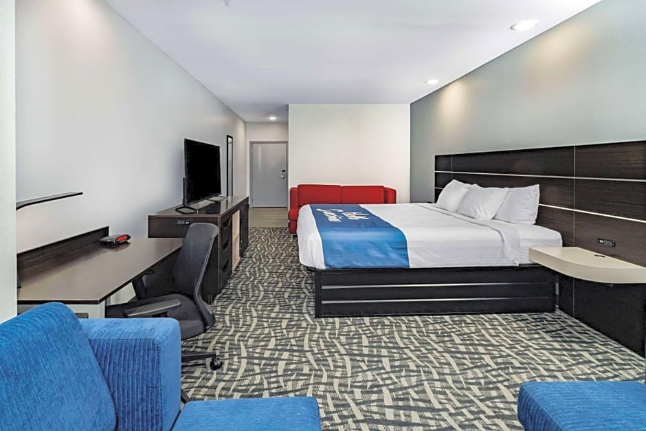 Days Inn & Suites by Wyndham Horn Lake/Memphis Graceland