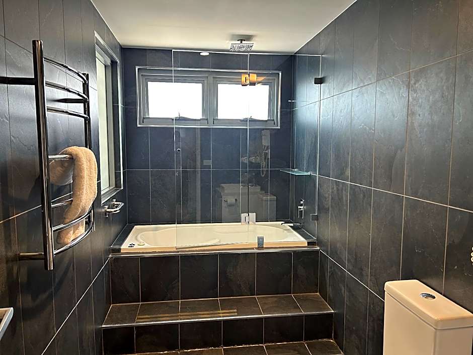 Crown on Darby Apartment