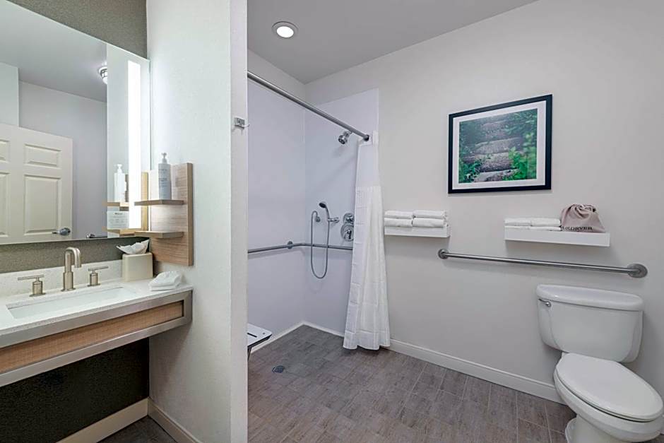 Hilton Garden Inn St. Charles