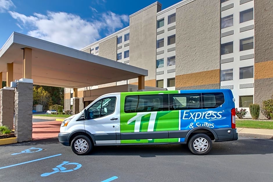 Holiday Inn Express Pittston - Scranton Airport