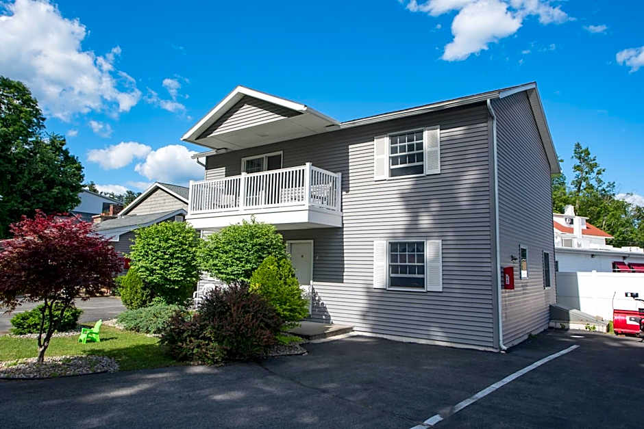 Adirondack Retreat Inn & Suites
