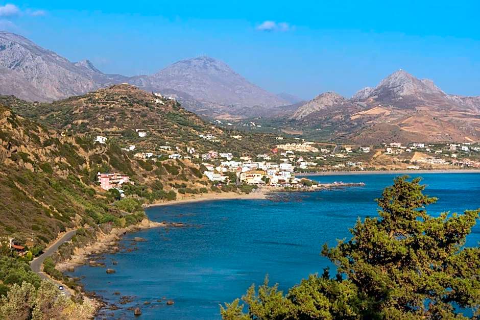 Thalassa House Apartments