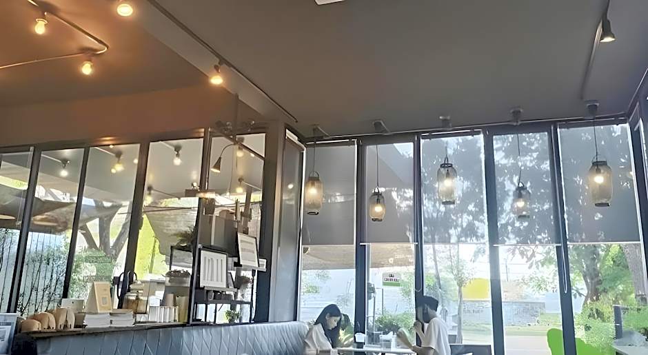 THE GOOSE HOUSE UBON