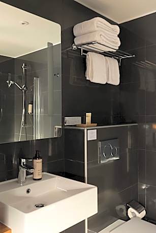 Junior Suite with Sauna Access