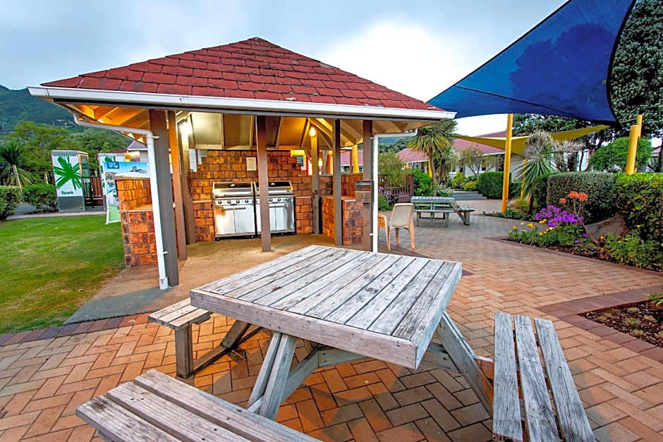 Wellington TOP 10 Holiday Park