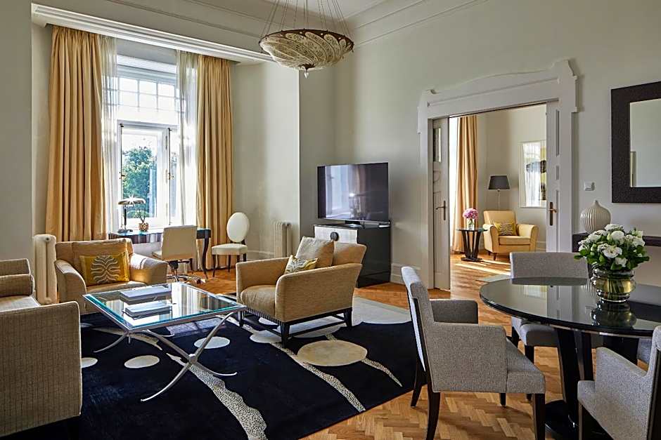 Four Seasons Hotel Gresham Palace Budapest