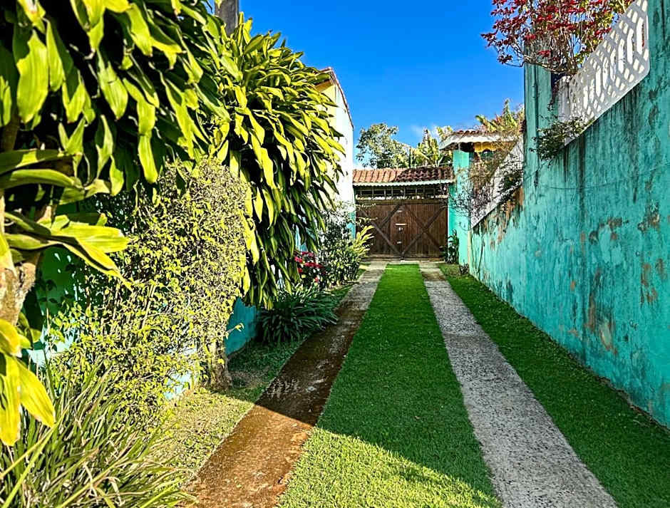 Chácara com piscina, churrasqueira, WiFi e quadra