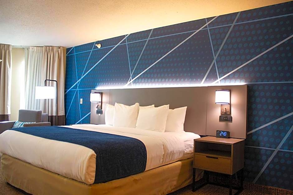 Comfort Inn & Suites Geneva- West Chicago