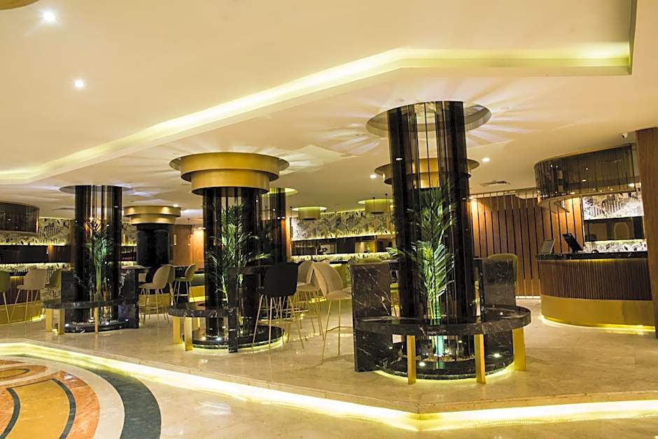Pyramisa Cairo Suites & Casino Hotel