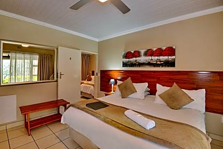 2 Bedroom - Sleeps 4