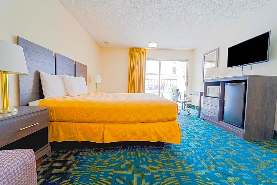 Royal Plaza Inn