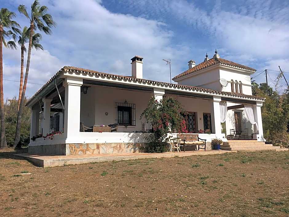 Casa Rural Paloma B&B