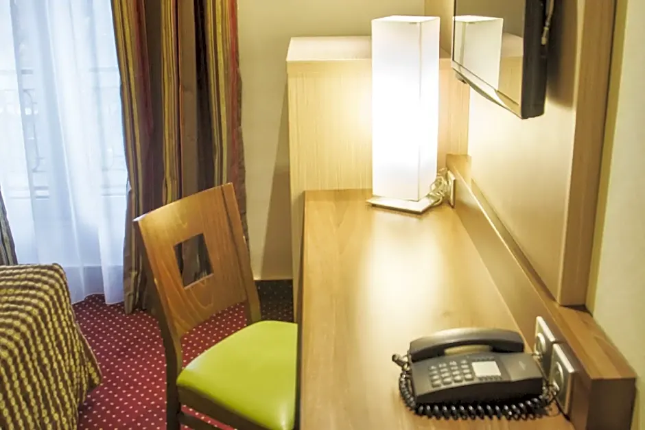 Hotel Terminus Montparnasse