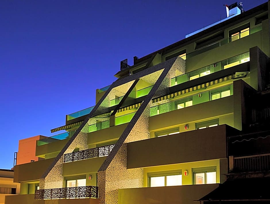 Athens Mosaico Suites & Apartments