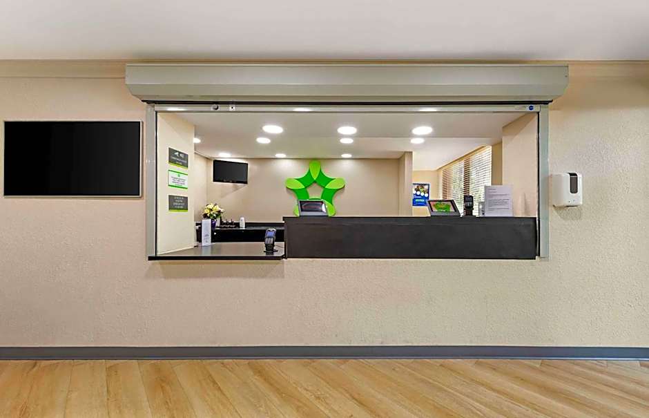 Extended Stay America Suites - Fort Lauderdale - Cypress Creek - NW 6th Way