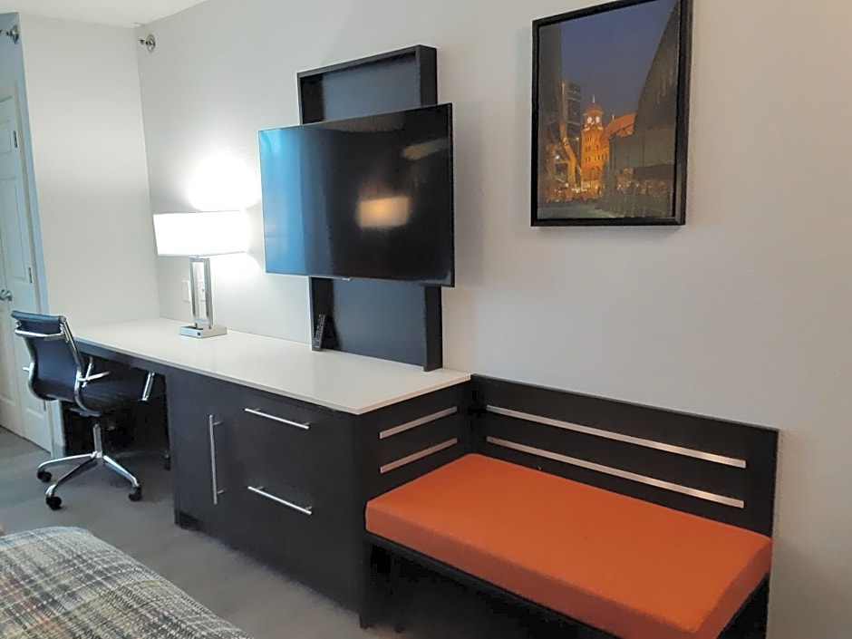 Best Western Premier Richmond City Gateway