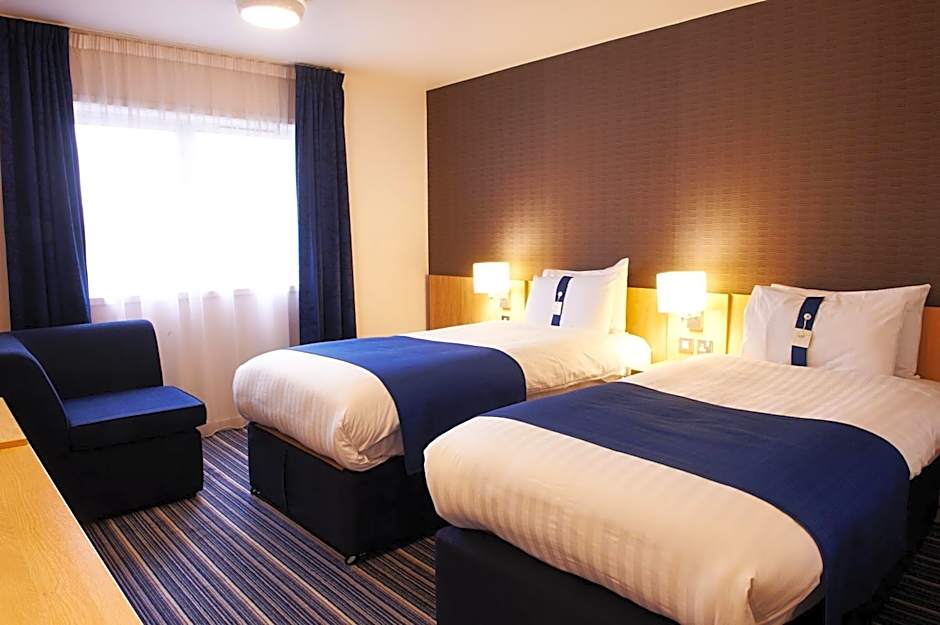 Holiday Inn Express Manchester Airport By IHG