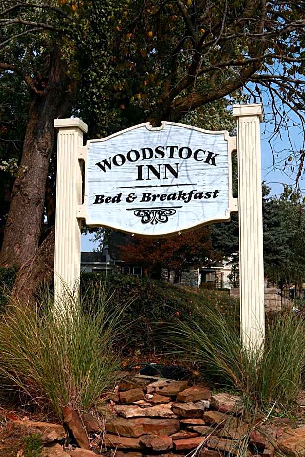Woodstock Inn Bed & Breakfast