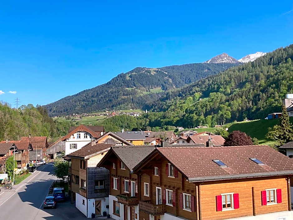 Chrona Bed & Breakfast