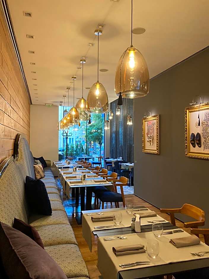 Graffit Gallery Design Hotel