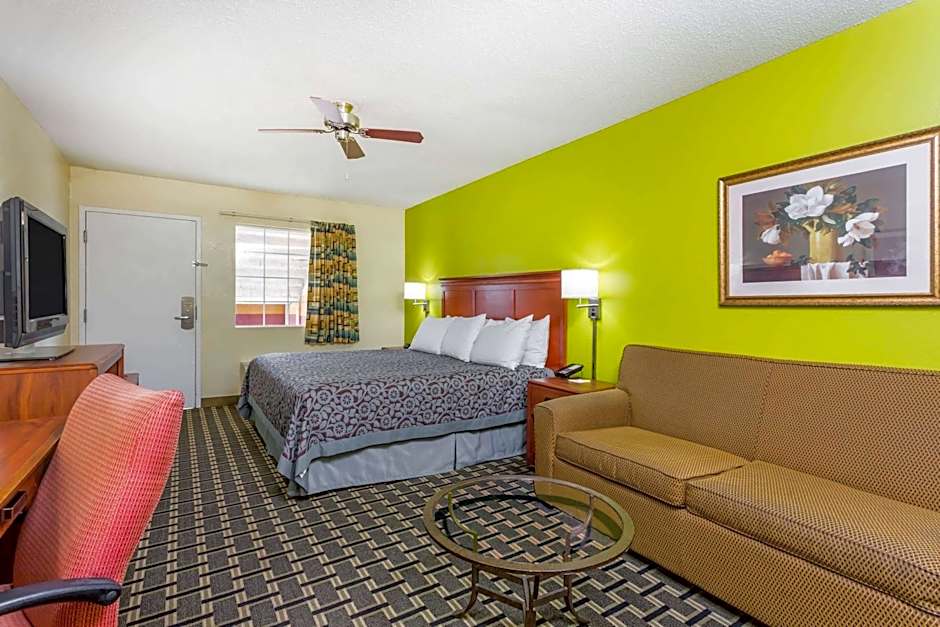 Days Inn by Wyndham Trenton