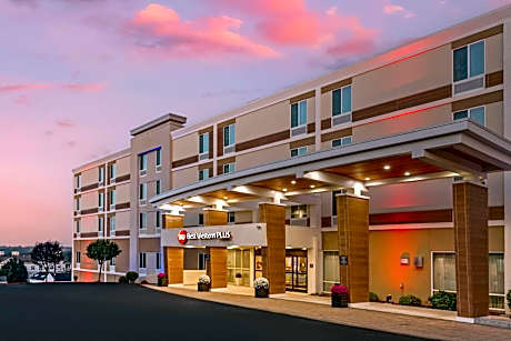 Best Western Plus North Shore Hotel