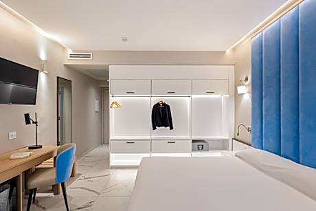 Double Room with Spa Bath