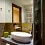 Solo Experience Hotel