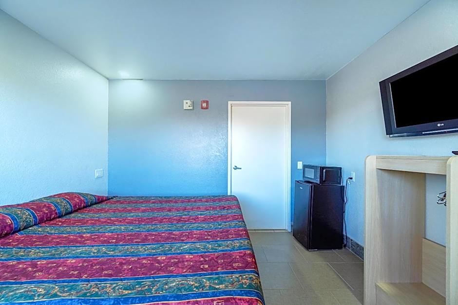 Xpress Inn & Extended Stays