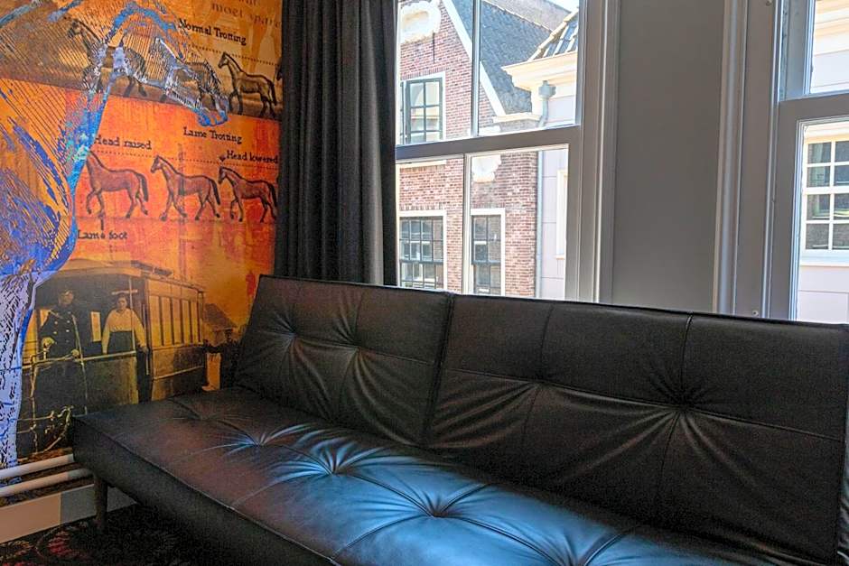 Eden Studios and Apartments