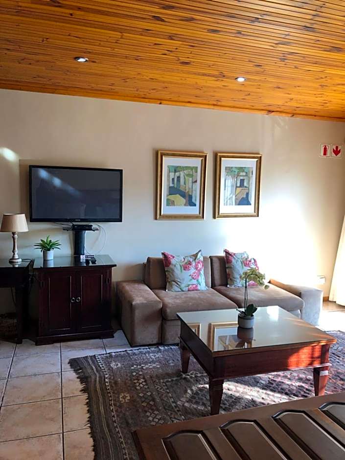 Oak Tree Lodge
