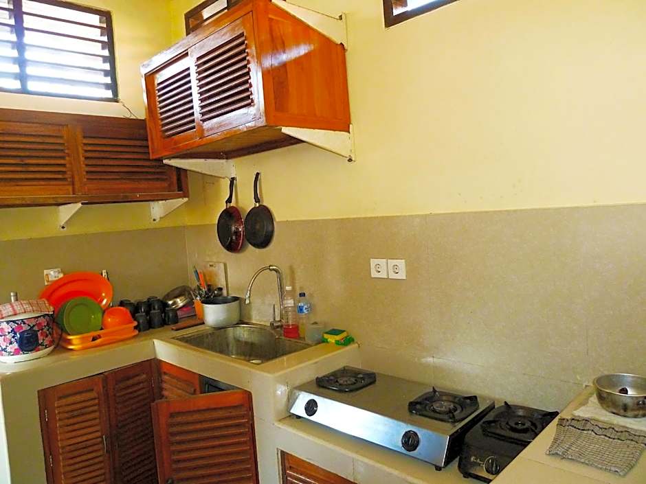 Hang Five Canggu Hostel