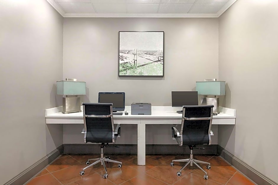 Best Western Savannah Airport Inn & Suites