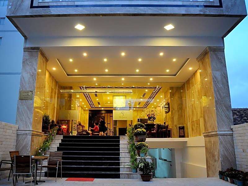 Begonia Nha Trang Hotel