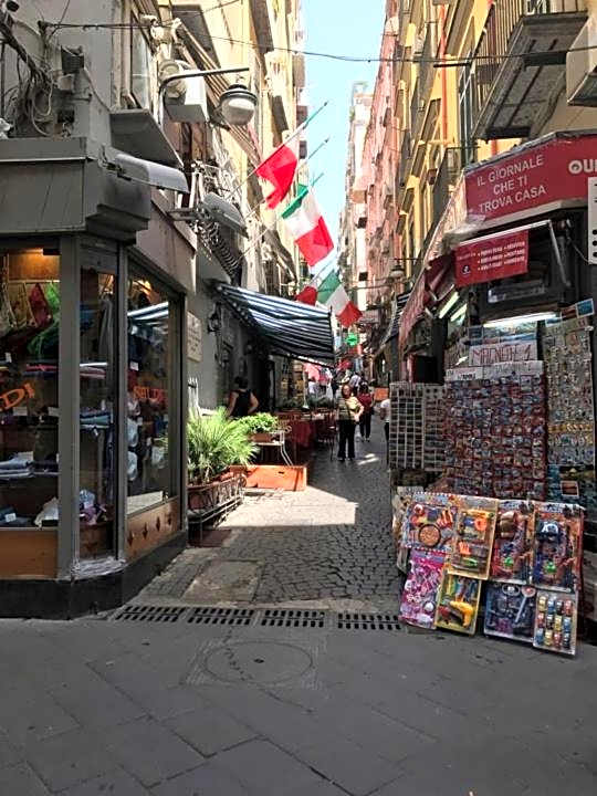 B&B Chiaia 216