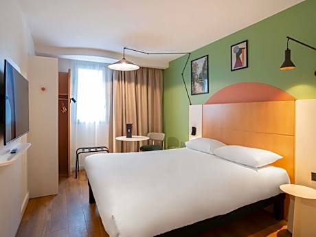 Standard One Double Bed