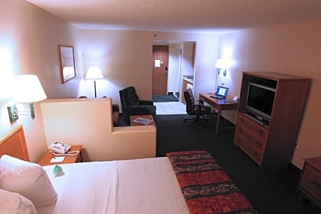 King Suite with Sofa Bed - Non-Smoking