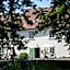 Boutique Hotel Zum Oberjäger, Schloss Lackenbach