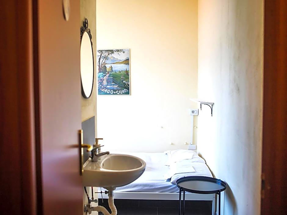 Lake Como Hostel