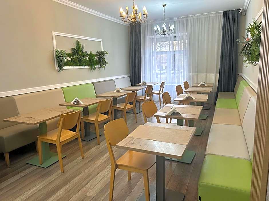 Carnival City Hotel Oradea