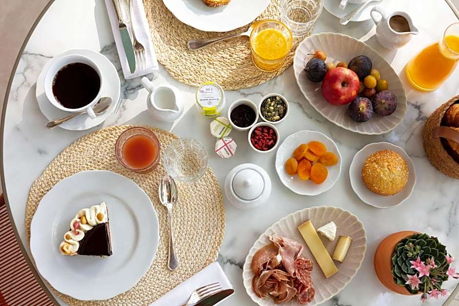 Hôtel et Restaurant La Bastide Bourrelly - Mathias Dandine