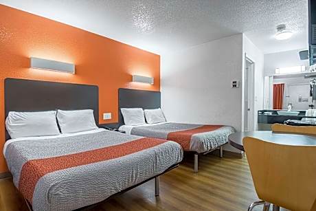 2 Full Beds | Non-Smoking, Mini Fridge