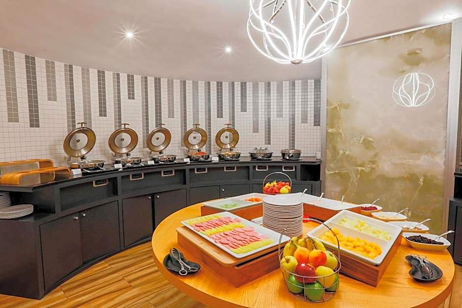 Courtyard by Marriott Toluca Airport